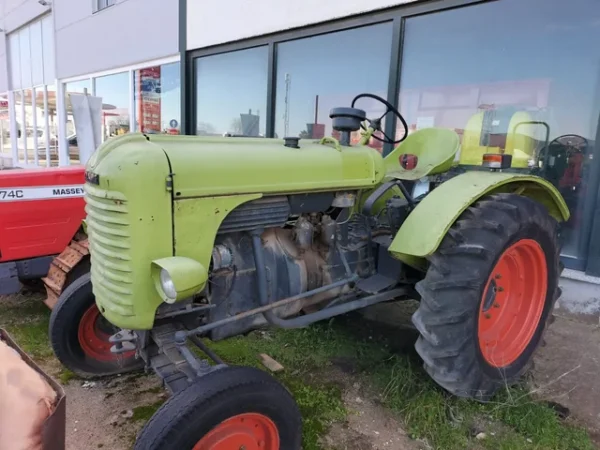 Tractor histórico Steir de 35 CV